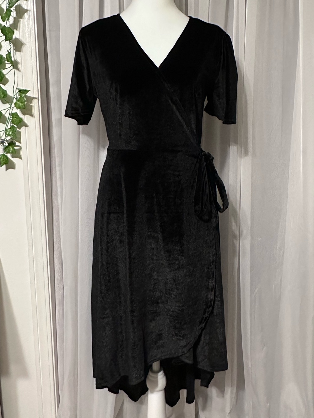 Leadingstar Classic Black Velvet V-neck High Low hem Wrap Dress Size M